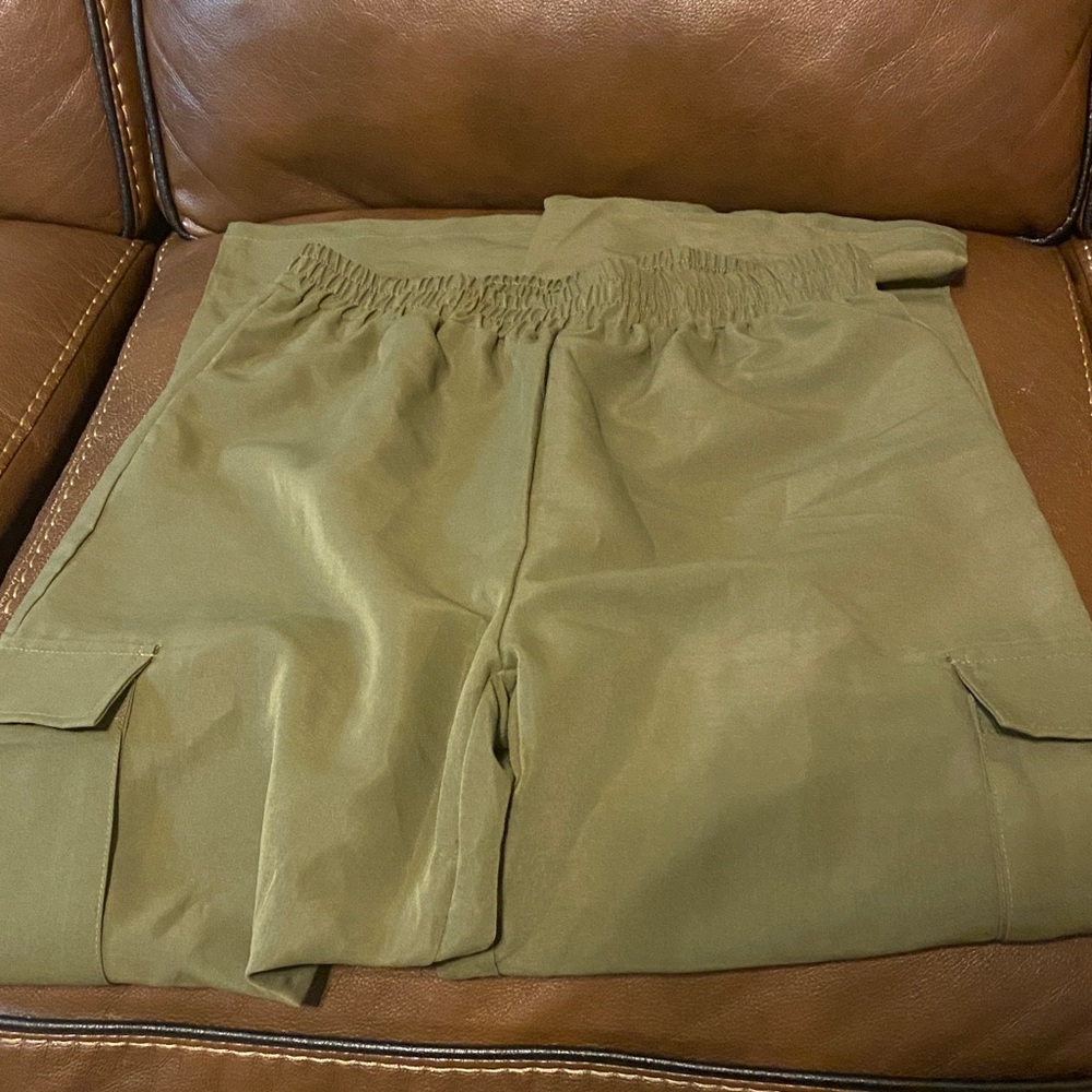 SHEIN Olive Straight Leg Pants